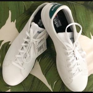 Women’s Stan Smith Adidas size 10. NWT